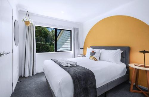 Hamilton Lake House | Central, Modern with Japanese Flair - By KOSH BNB
