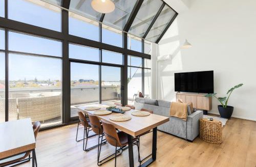 Northbridge Apartment | Central Perth city penthouse apt in Northbridge