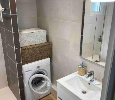 La Baule-Escoublac Apartment | Central, quiet not overlooked
