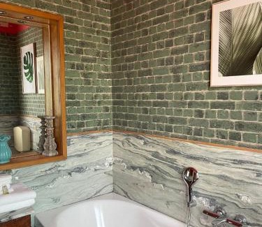 Santo Stefano Bed & Breakfast | Central Suite Bed&Breakfast