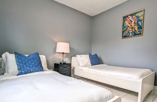 Sandalwood House | Centrally Located zipcode 32246, close to St Johns town center, and the beaches.