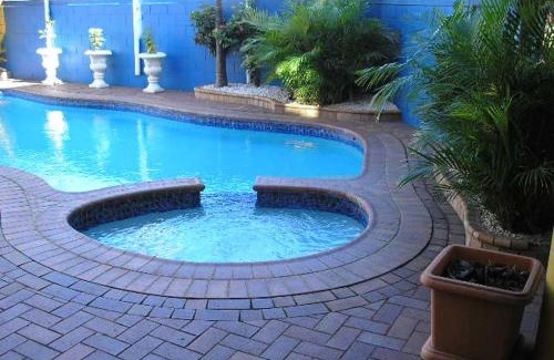 Rockhampton Hotel | Centrepoint Motor Inn