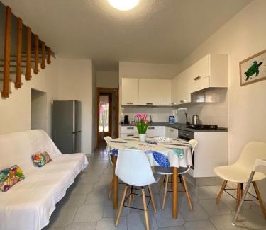 San Teodoro City Centre Apartment | Centro e Cinta beach free bikes