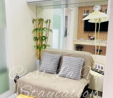 A. Bonifacio House | Cest La Vie Staycation