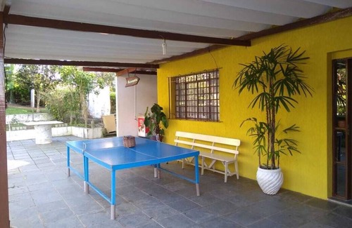 Cotia House | Chácara com Ambiente bem Familiar, em Meio á Natureza, Para Momentos Especiais!