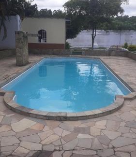 Roseira House | CHÁCARA PARA ROMEIROS- próximo ao santuário de nossa senhora