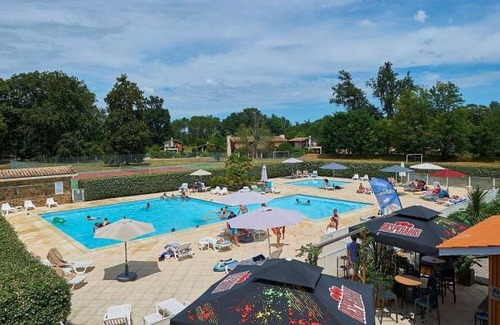 Salles Villa | Château de Salles