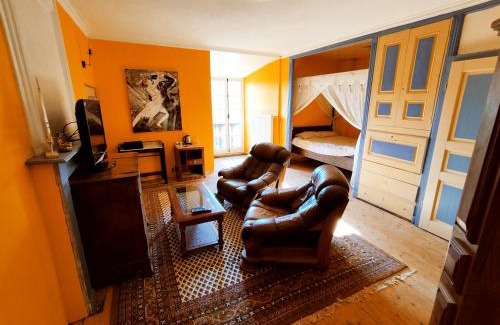 Montegut Bed & Breakfast | Château Montegut Pyrénées Rustique