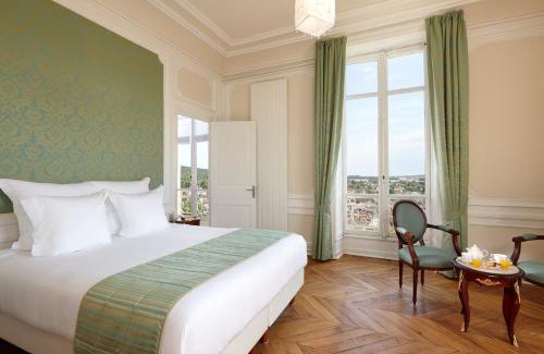 Rully Hotel | Château Saint-Michel - Cercle des Grands Crus