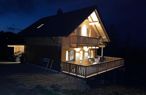 Bad Sankt Leonhard im Lavanttal House | Chalet am Skigebiet mit Sauna, Bar, Billard, Carport und Kinderspielzimmer