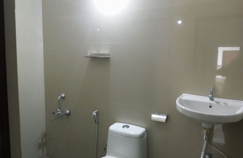 Alwaye Hotel | CHAEL Airport Residency
