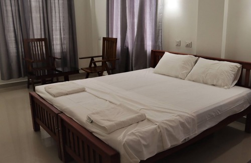Alwaye Hotel | CHAEL Airport Residency