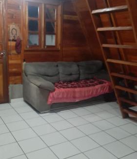 Mongagua Ski Chalet | CHALÉ PÉ NA ESTRADA