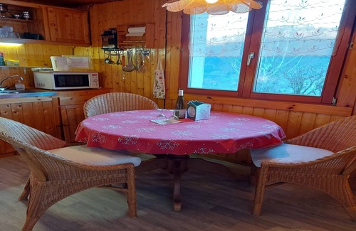 Saint-Maurice-sur-Moselle Ski Chalet | Chalet with Garden in Lotharingen