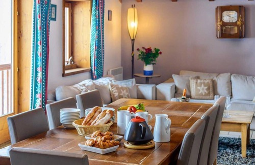 Le Lavachet Ski Chalet | Chalet, 200m from resort center, fitness, balcony, fireplace or stove, tv, 180m², Tignes