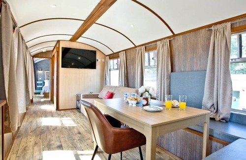 Dawlish Warren Ski Chalet | Chalet ∙ 3 bedrooms ∙ 6 guests