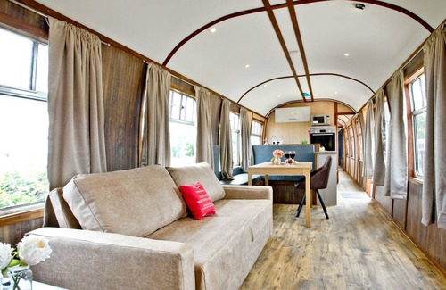 Dawlish Warren Ski Chalet | Chalet ∙ 3 bedrooms ∙ 6 guests