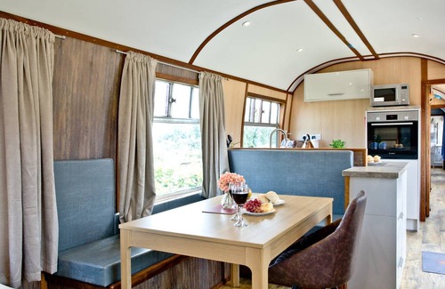 Dawlish Warren Ski Chalet | Chalet ∙ 3 bedrooms ∙ 6 guests