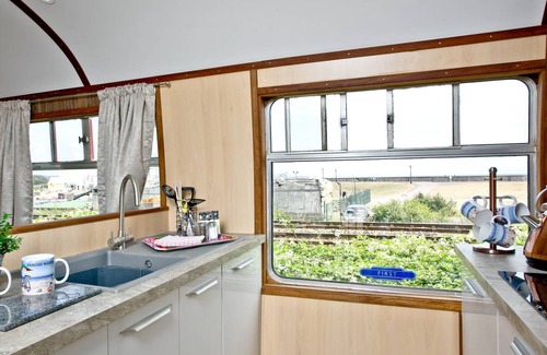 Dawlish Warren Ski Chalet | Chalet ∙ 3 bedrooms ∙ 6 guests