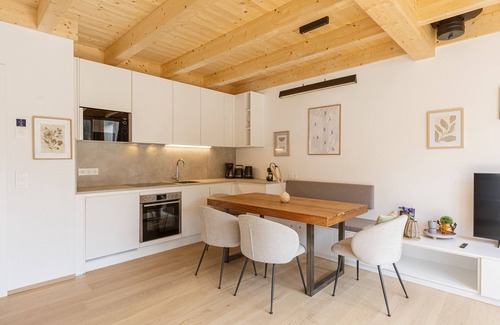 Schonberg House | Chalet #7 with 3 bedrooms and sauna