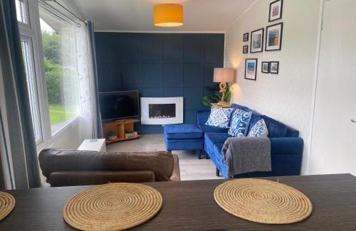 Tywyn Ski Chalet | Chalet 8 Erw Porthor Happy valley