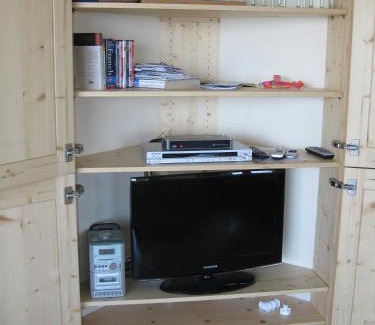 Saint-Pierre-de-Clages Ski Chalet | Chalet Arc-en-Ciel