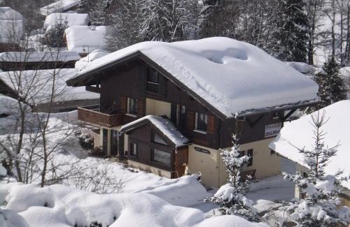 Les Gets Bed & Breakfast | Chalet Aventure B&B Les Gets