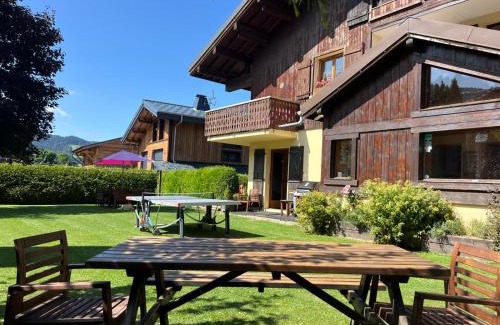 Les Gets Bed & Breakfast | Chalet Aventure B&B Les Gets