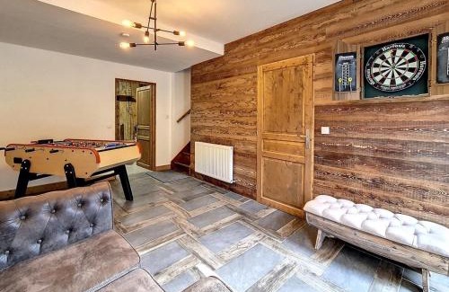 Le Bettaix Ski Chalet | Chalet de standing spacieux avec terrasse et babyfoot - FR-1-344-1186