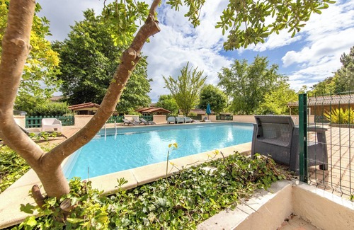 Ares Ski Chalet | Chalet 'Du Bassin D'arcachon N°11' with Private Terrace, Wi-Fi and Air Conditioning