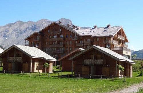 Saint-Etienne-en-Devoluy Ski Chalet | Chalet Duplex 3 Pièces avec Piscine, Proche Pistes, 6 Pers. - FR-1-504-459