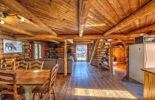 Notre-Dame-de-la-Merci Cottage | Chalet en bois rond du Caribou