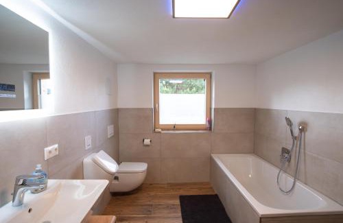 Steinach Apartment | Chalet Hildegard