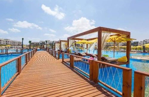 Sidi Abd El-Rahman Ski Chalet | Chalet in Amwaj Al Alamein Sidi Abd Alrahman