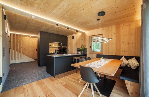 San Leonardo in Passiria Ski Chalet | Chalet 'Heidi und Peter' with Mountain View, Sauna, Jacuzzi, Garden & Wi-Fi