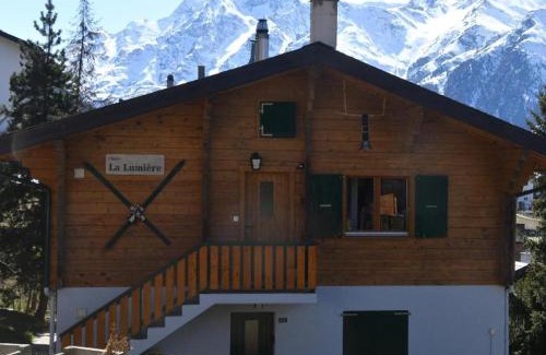 Graechen Apartment | Chalet La Lumiere by Alte Bock