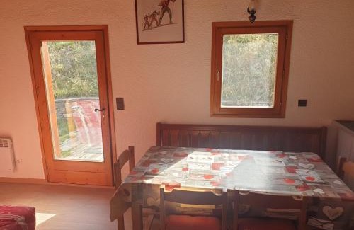 Bellentre Ski Chalet | Chalet Le Mazot au Coches pour 9 personnes