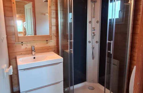 Lucay-le-Male Ski Chalet | Chalet Luçay-le-Mâle, 2 bedrooms, 6 persons