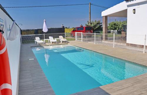 Conil de la Frontera Ski Chalet | Chalet moderno con pisicina