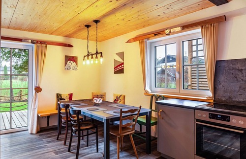 Farchant Ski Chalet | Chalet Rauschn with mountain view with whirlpool, shared sauna, terrace, balcony; pet friendly