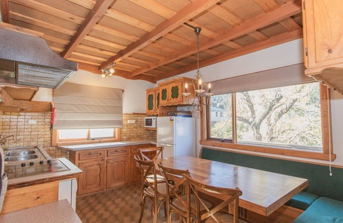 Jindabyne Ski Chalet | Chalet Rene - 5 The Nook