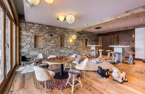Val-d'Isere Apartment | Chalet Skadi 2