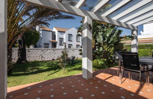 Ayamonte Ski Chalet | Chalet Sol y Mar by Ĥ
