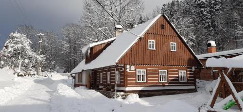 Cerny Dul Ski Chalet | Chalupa Čistá v Krkonoších 8