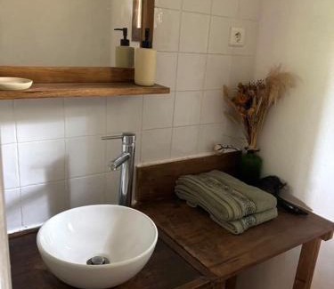 Pianotolli-Caldarello Apartment | Chambre cosy à 5 min de la plage