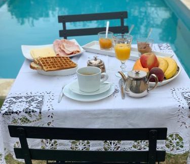 Ayguesvives Bed & Breakfast | Chambre d'Hôtes Loft Montevideo