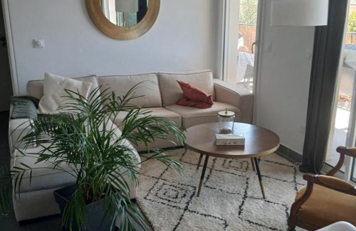 Villeneuve-les-Avignon Bed & Breakfast | Chambre meublee