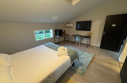 La Celle-sous-Gouzon House | Chambre Thea