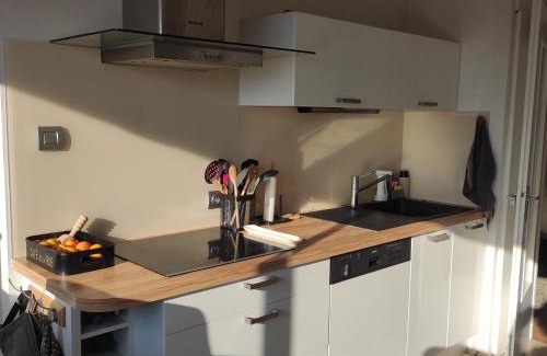 Annecy House | Chambre vue parc chez l'habitant