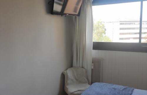 Annecy House | Chambre vue parc chez l'habitant